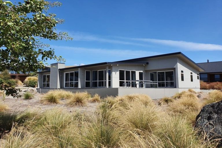 Photo of property in 14 Lochinver Avenue, Lake Tekapo, 7999