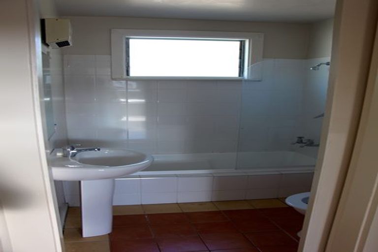 Photo of property in 46 Wairakei Road, Strowan, Christchurch, 8052