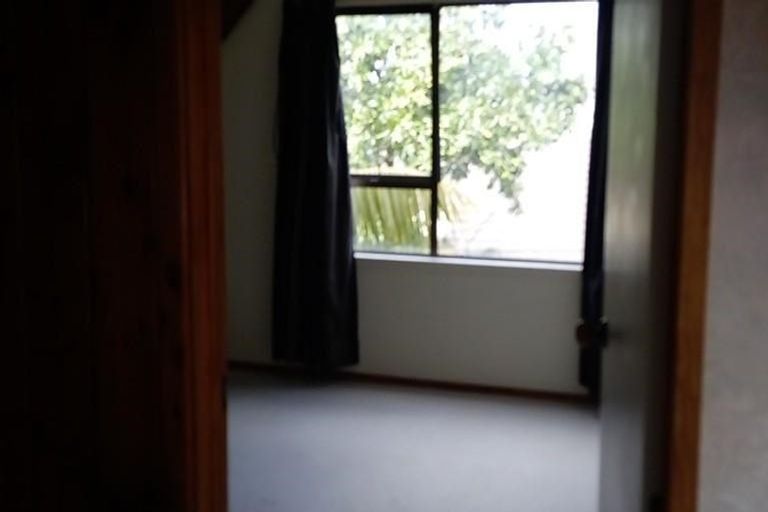 Photo of property in 133 Matipo Road, Te Atatu Peninsula, Auckland, 0610