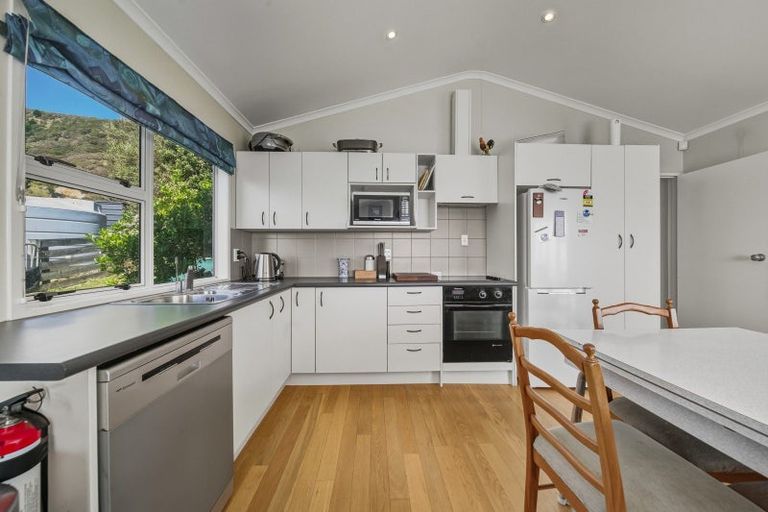 Photo of property in 879 Mataikona Road, Mataikona, Masterton, 5889