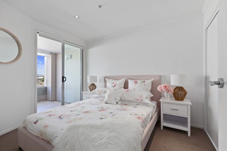 Photo of property in Algarve Apartments, 213/332 Maunganui Road, Mount Maunganui, 3116