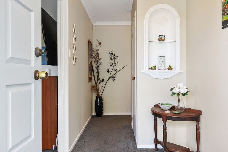 Photo of property in 44 Waterford Road, Fitzroy, Hamilton, 3206