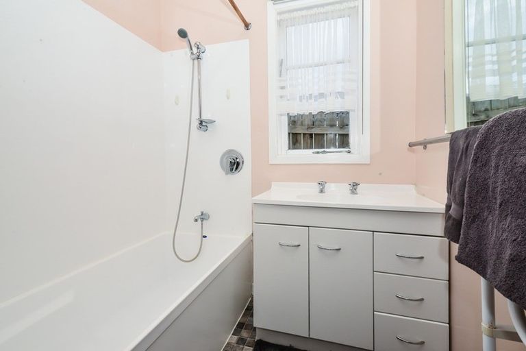 Photo of property in 43a Waimarie Street, Nawton, Hamilton, 3200