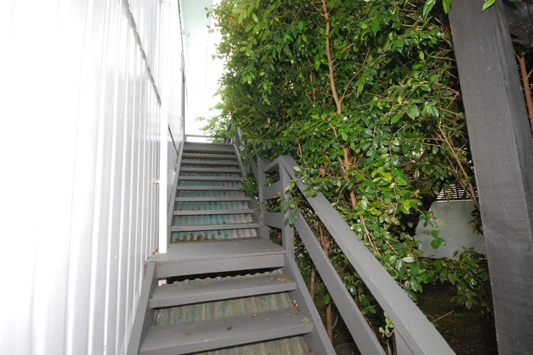 Photo of property in 3/62 Challenger Street, Saint Heliers, Auckland, 1071