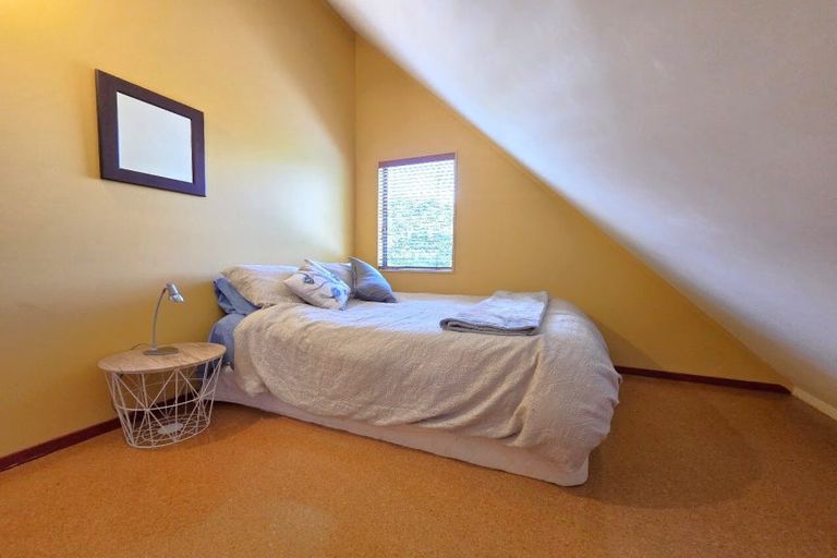 Photo of property in 135 Kowhai Avenue, Matarangi, Whitianga, 3592