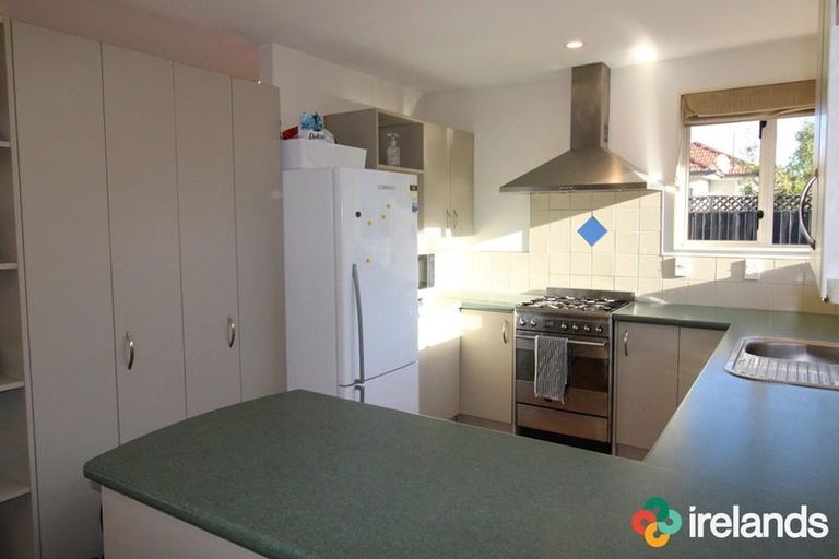 Photo of property in 15a Coppell Place, Hillmorton, Christchurch, 8025