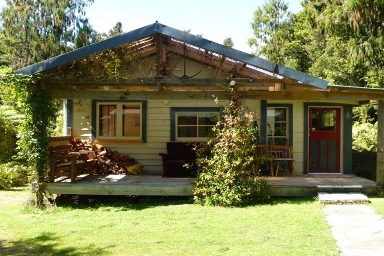 Photo of property in 1286 Lake Kaniere Road, Lake Kaniere, Kokatahi, 7881