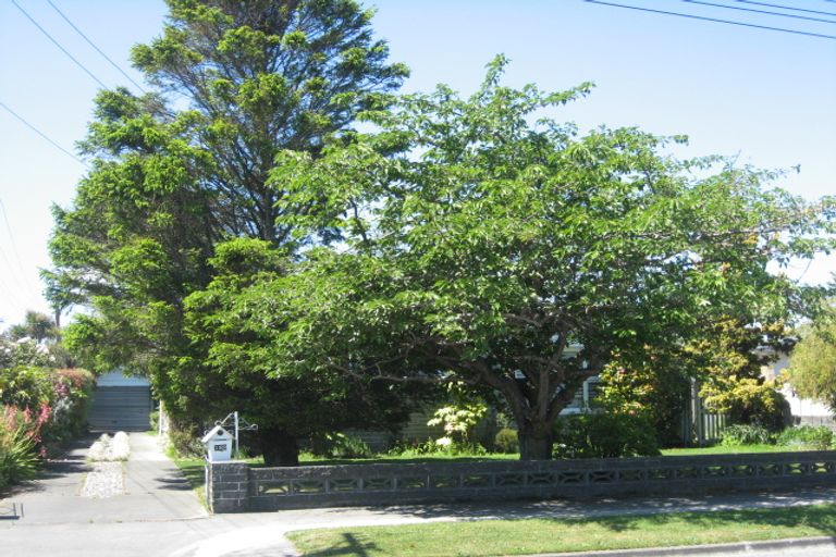 Photo of property in 122 Mooray Avenue, Bishopdale, Christchurch, 8053