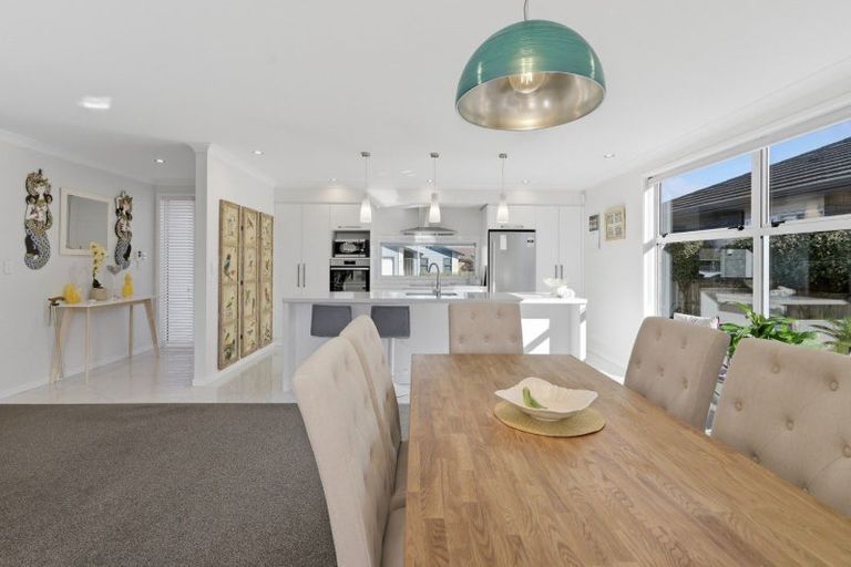 Photo of property in 9 Rotomanu Place, Pyes Pa, Tauranga, 3112