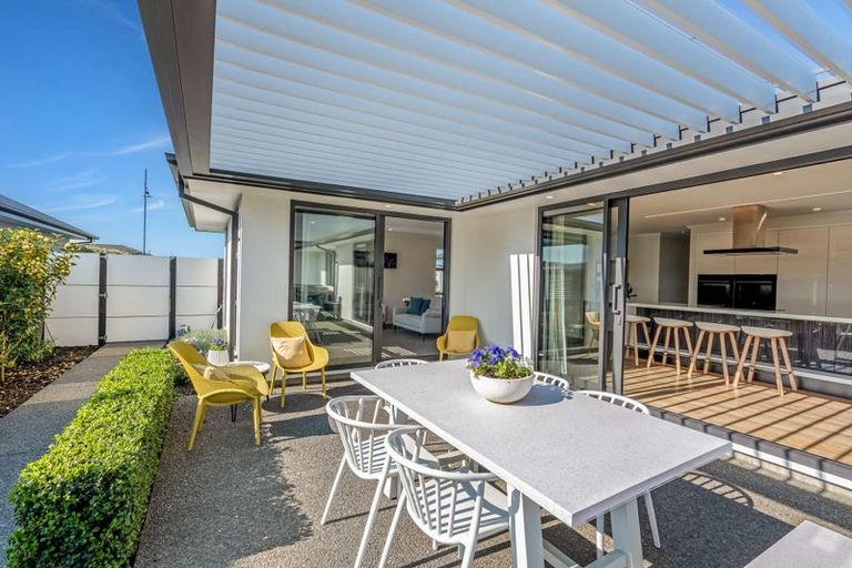 Photo of property in 54 The Esplanade, Pegasus, 7612