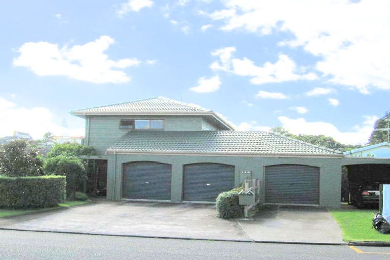 Photo of property in 2/32 Hattaway Avenue, Bucklands Beach, Auckland, 2012
