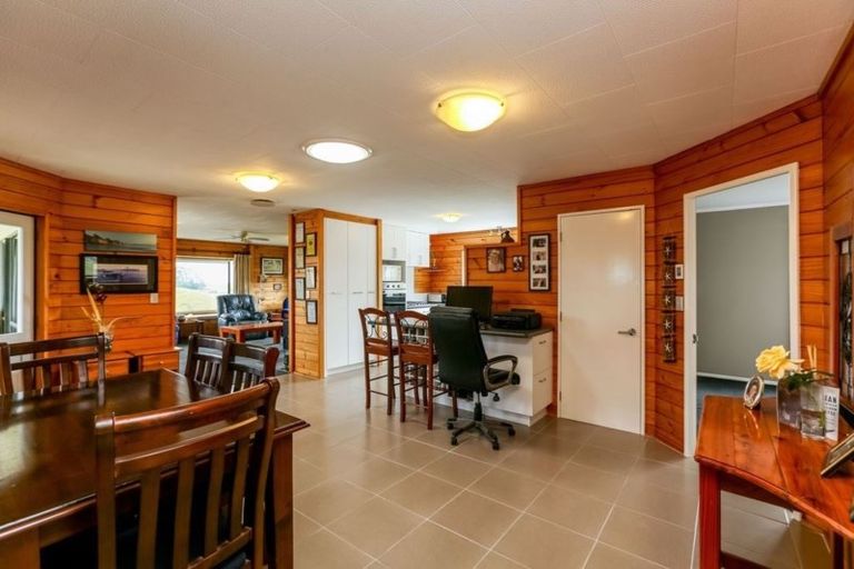 Photo of property in 562 Junction Road, Burgess Park, New Plymouth, 4371