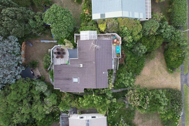 Photo of property in 14 Hughes Street, Waikanae Beach, Waikanae, 5036