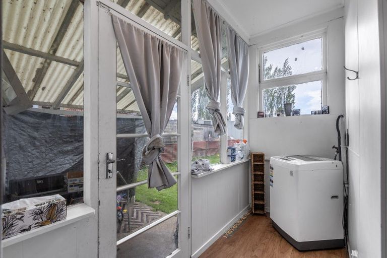 Photo of property in 98 Hokonui Drive, Gore, 9710