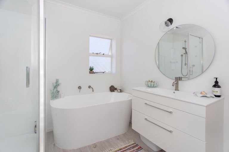 Photo of property in 4 Swale Street, Oamaru North, Oamaru, 9400