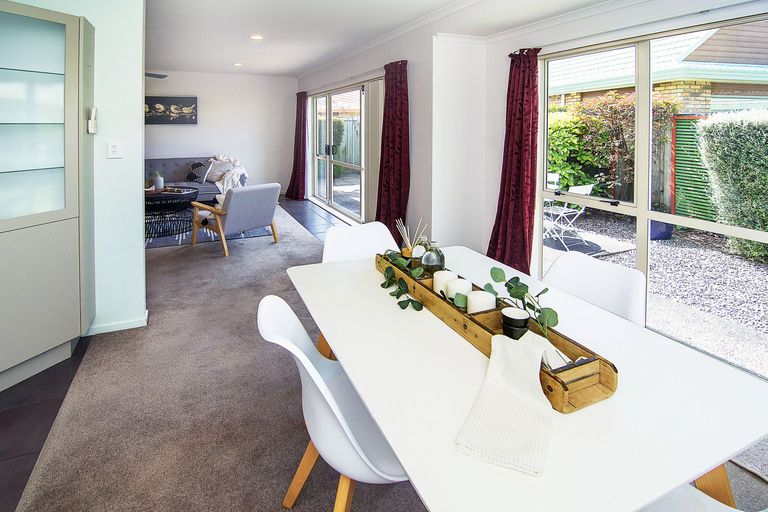 Photo of property in Holdsworth Villas, 70/2 William Donald Drive, Solway, Masterton, 5810