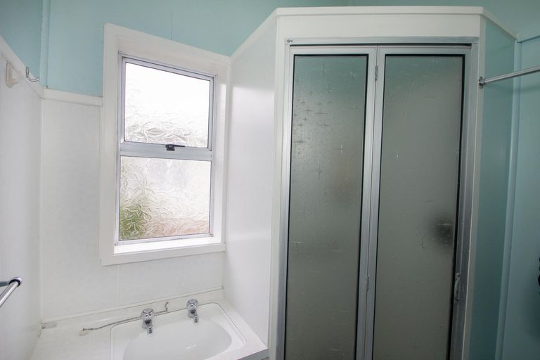 Photo of property in 33 Balmoral Street, Oamaru North, Oamaru, 9400