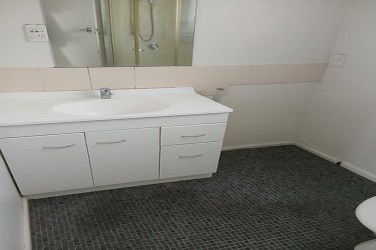 Photo of property in 1/114 Burke Street, Sydenham, Christchurch, 8023