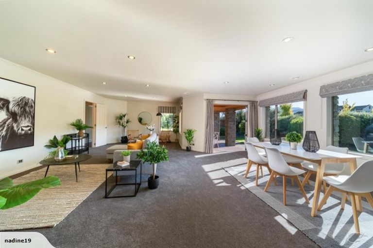 Photo of property in 4 Coburn Place, Lake Hayes, Queenstown, 9304