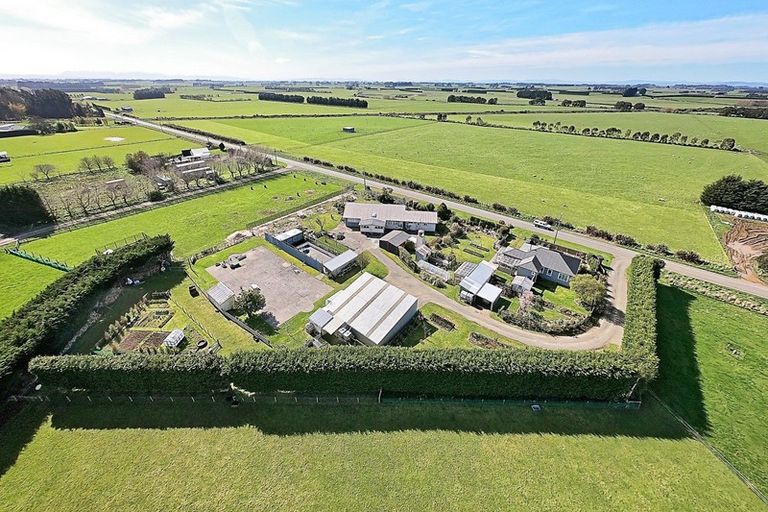 Photo of property in 15 Thornbury Waimatuku Road, Waimatuku, Riverton, 9883