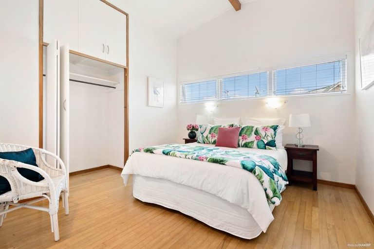 Photo of property in 68a Carlisle Road, Browns Bay, Auckland, 0630