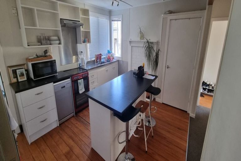 Photo of property in 31 Railway Street West, Papakura, 2110