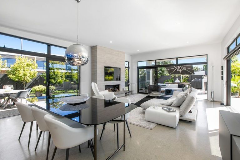 Photo of property in 86 Coast Boulevard, Papamoa Beach, Papamoa, 3118