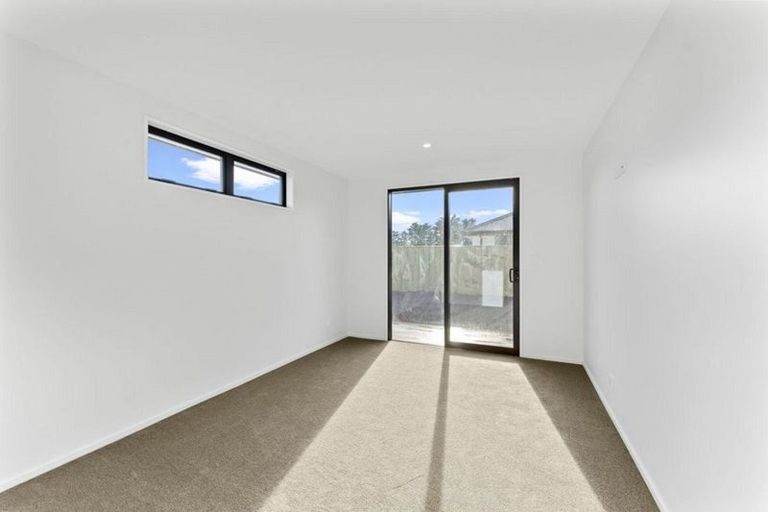 Photo of property in 39 Mehrtens Crescent, Woodend, 7691