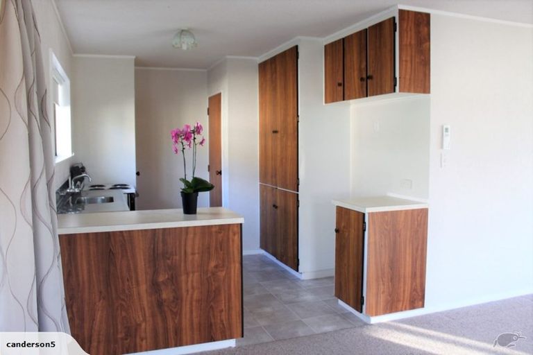 Photo of property in 66a Whiteley Street, Moturoa, New Plymouth, 4310