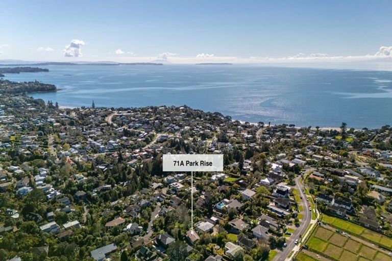 Photo of property in 71a Park Rise, Campbells Bay, Auckland, 0630