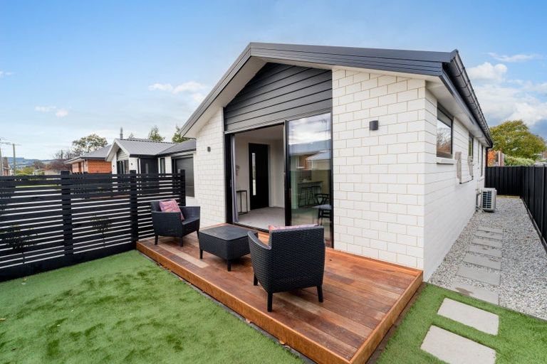 Photo of property in 2/8 Dryden Street, Stoke, Nelson, 7011