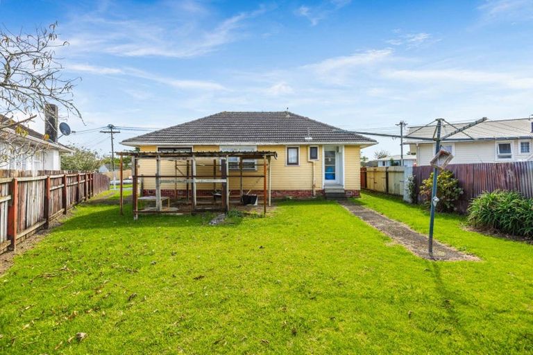 Photo of property in 34 Tyrone Street, Otara, Auckland, 2023