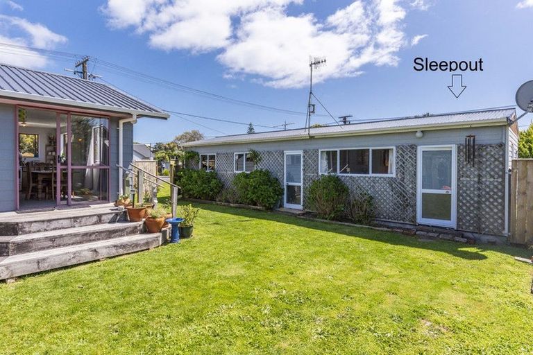 Photo of property in 13 Rauparaha Street, Waikanae Beach, Waikanae, 5036