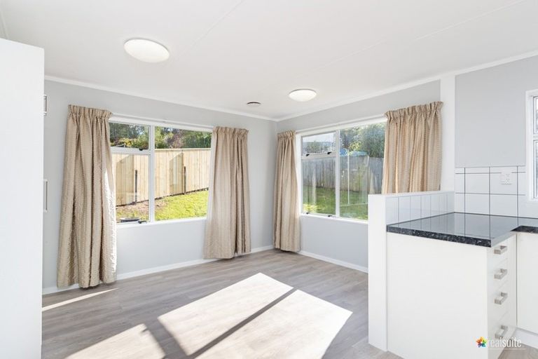 Photo of property in 118 Norana Road, Timberlea, Upper Hutt, 5018