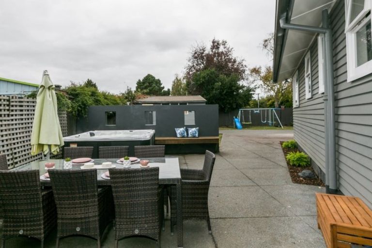Photo of property in 4 Crichton Place, Havelock North, 4130