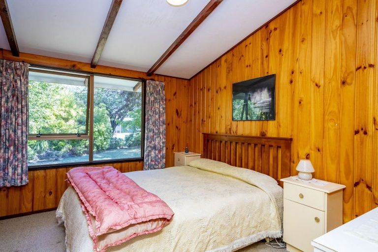 Photo of property in 37 Adamson Drive, Arrowtown, 9302