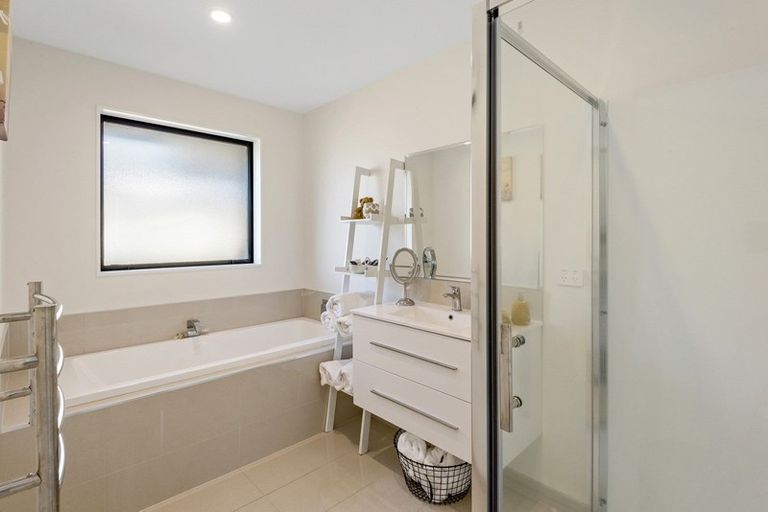 Photo of property in 69 Tiritiri Moana Drive, Pegasus, 7612