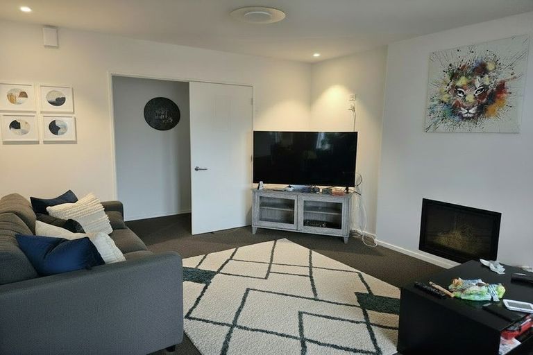 Photo of property in 2 Ensors Road, Opawa, Christchurch, 8023