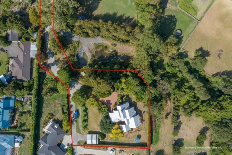 Photo of property in 62 Muriwai Road, Waimauku, 0812