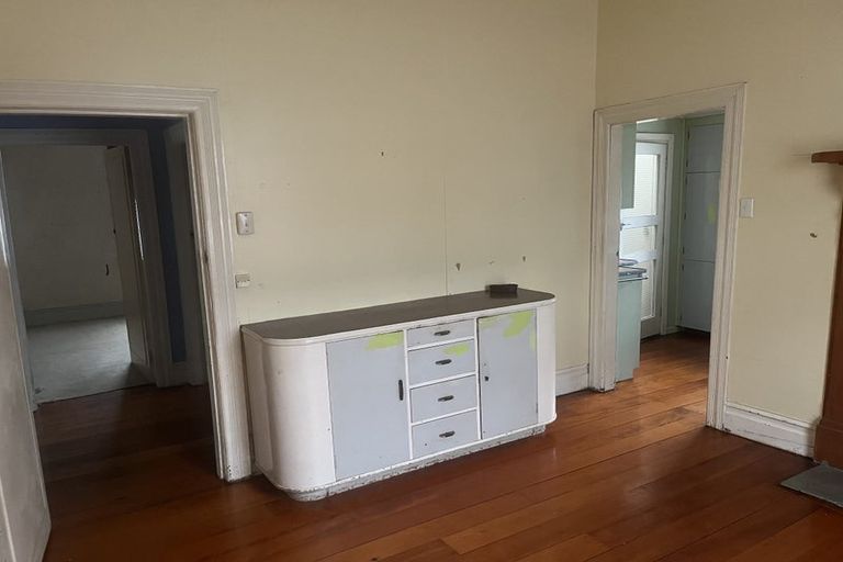 Photo of property in 39 Kamo Road, Regent, Whangarei, 0112