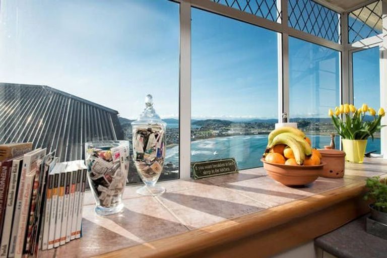 Photo of property in 57 View Road, Houghton Bay, Wellington, 6023