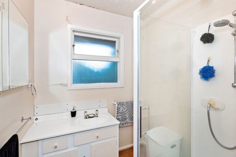 Photo of property in 2/18a Queens Avenue, Merivale, Christchurch, 8014