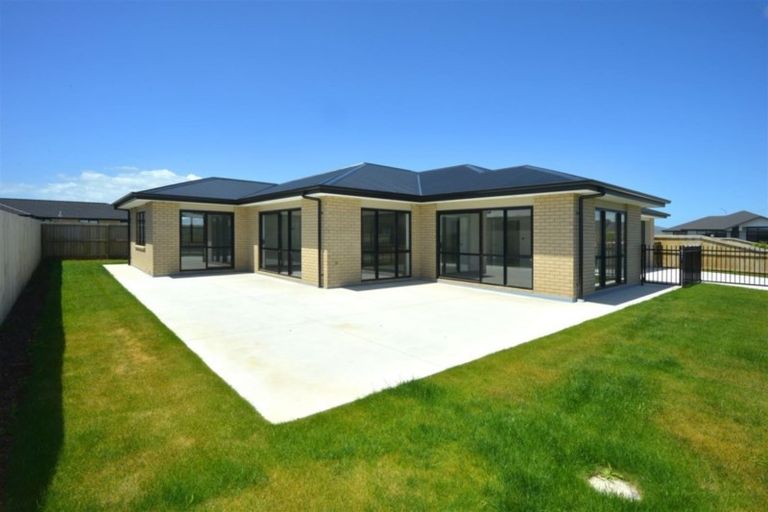 Photo of property in 3 Endurance Lane, Wigram, Christchurch, 8025