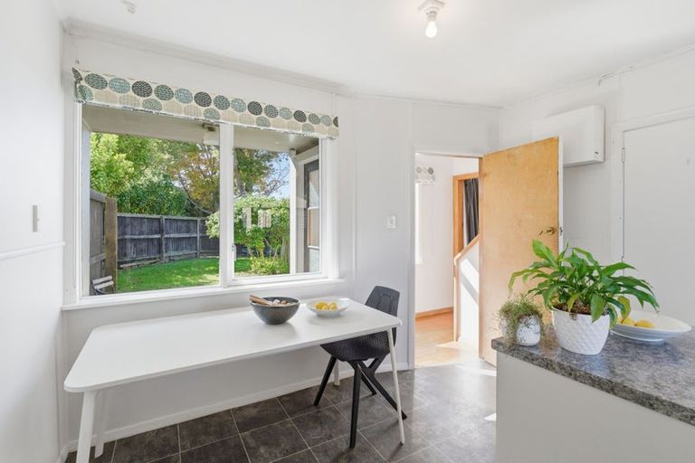 Photo of property in 23 Guildford Street, Burnside, Christchurch, 8053