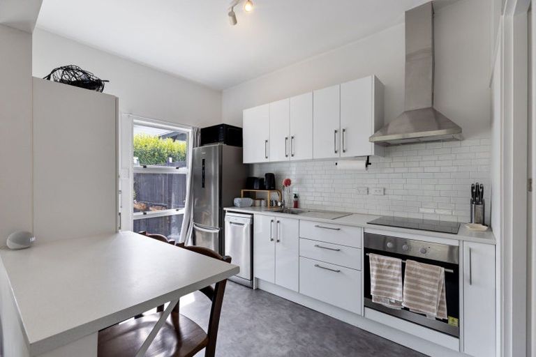 Photo of property in 10a Sydney Street, Palmerston North, 4414