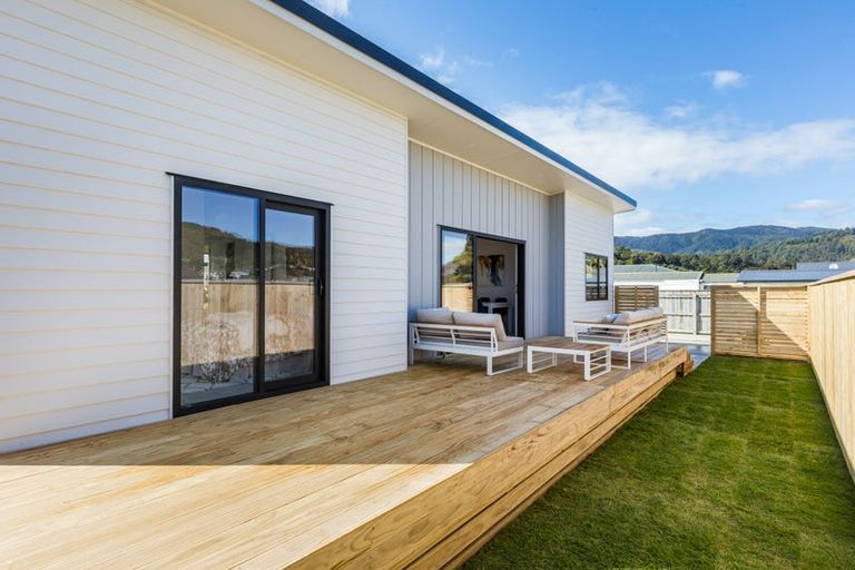 Photo of property in 67a Moohan Street, Wainuiomata, Lower Hutt, 5014