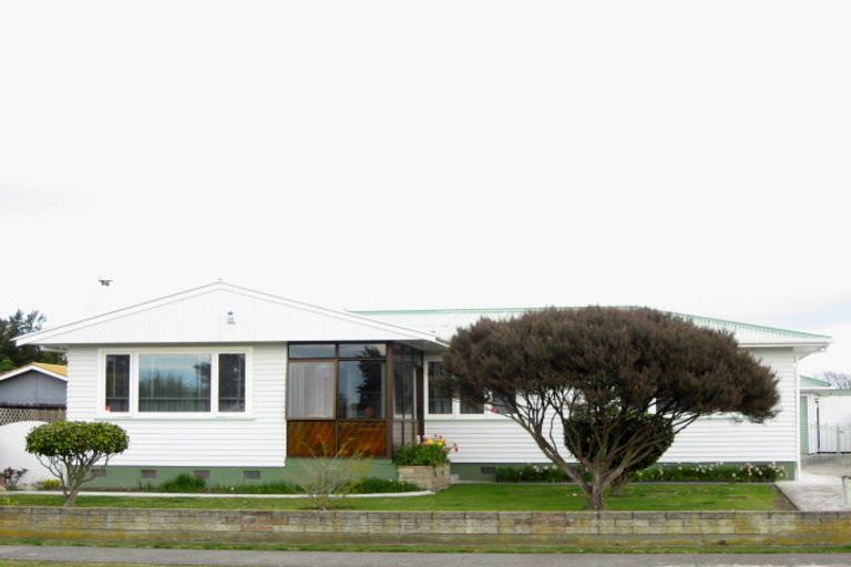 Photo of property in 38 Trinity Crescent, Pirimai, Napier, 4112