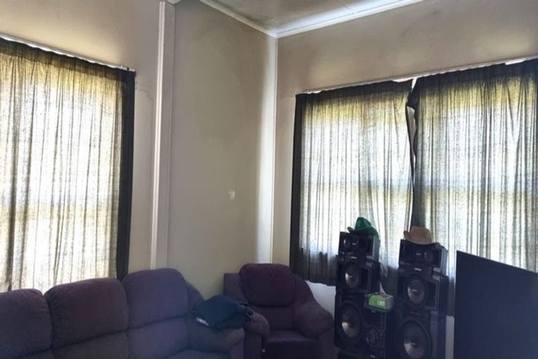 Photo of property in 37 Awakino Road, Dargaville, 0310