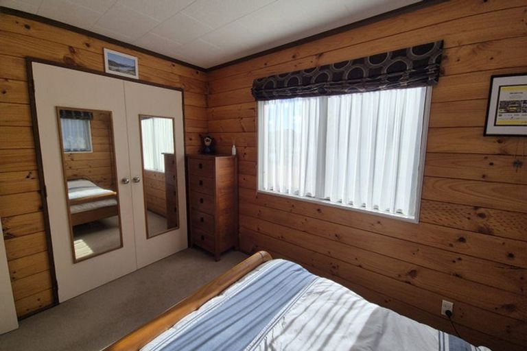 Photo of property in 12 Papakowhai Road, Papakowhai, Porirua, 5024