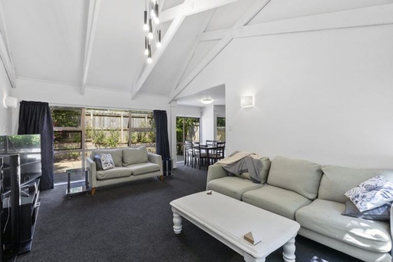 Photo of property in 105 Kamahi Street, Stokes Valley, Lower Hutt, 5019